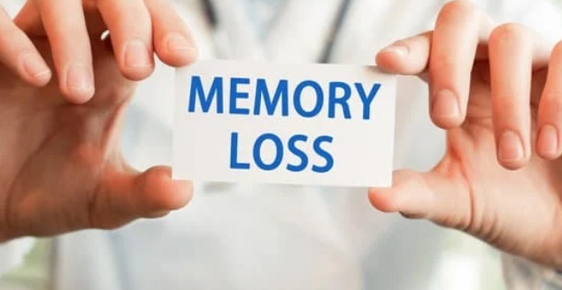 與年齡有關的記憶喪失: 新研究揭示我們爲何忘記個人交往